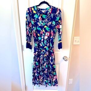 Crown & Ivy Flag Print Tiered Long sleeve Maxi dress Navy and Multi Color SMALL